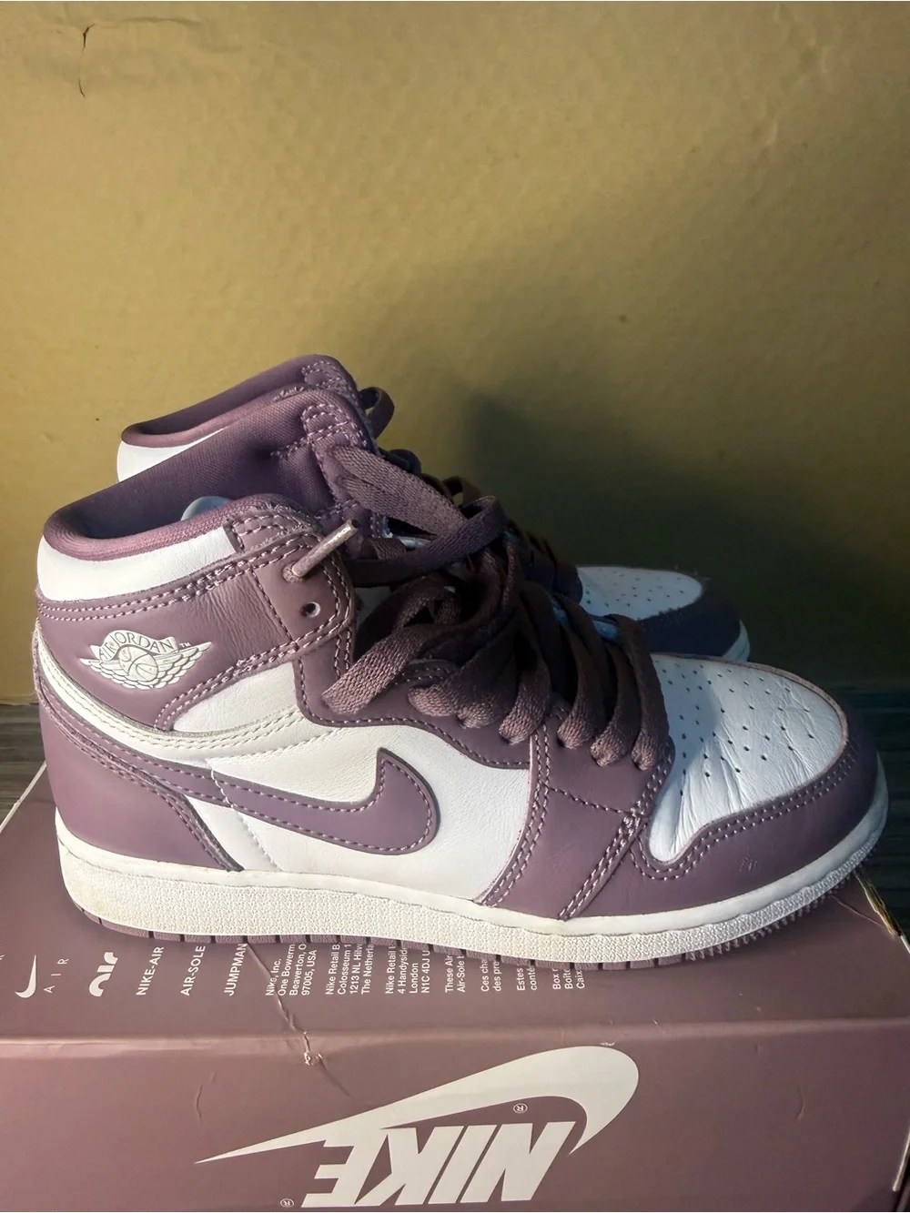 Nike Kids High-Top Sneakers Mauve & White and Purple high O.G